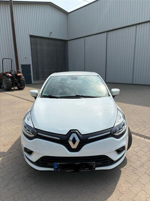 Weiß Gebraucht 2019 Renault Clio IV Bose Edition Kleinwagen | 10.399 € (Fairer Preis) - Bild 1/4