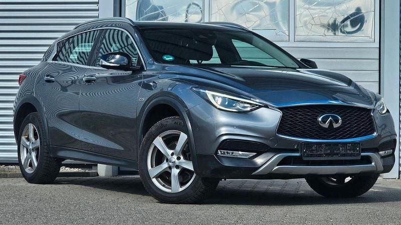 Grau Gebraucht 2016 Infiniti QX30 Premium SUV | 18.980 € - Bild 1/4