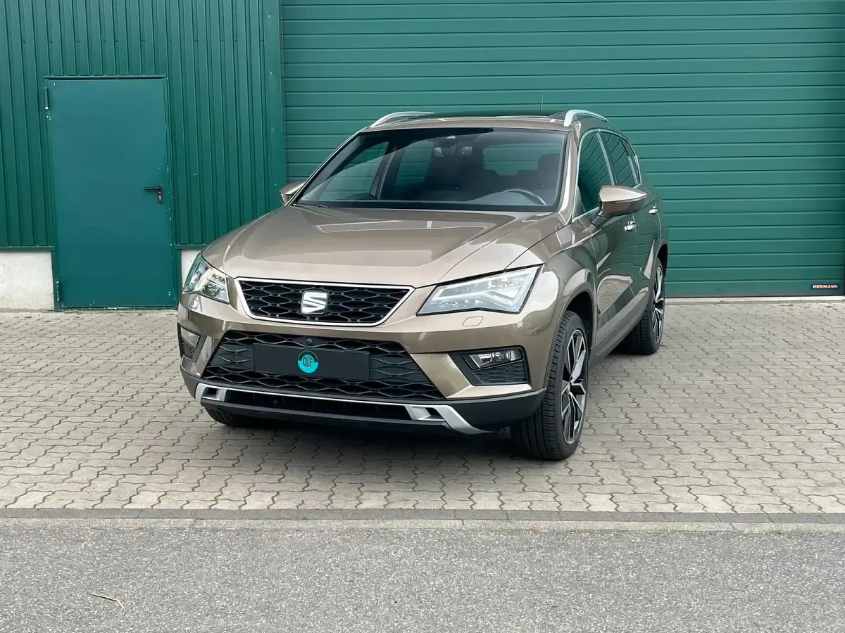 Gebraucht Seat Ateca 4Drive 150 PS (110 kW) 2016 Beige SUV