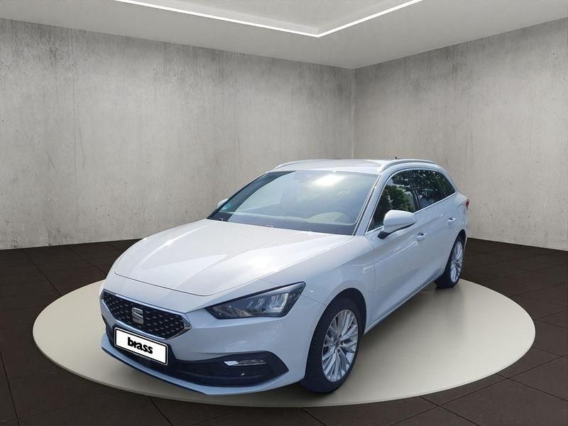 Nevada weiß metallic Gebraucht 2023 Seat Leon XCELLENCE Kombi | 22.980 € (Guter Preis) - Bild 1/4