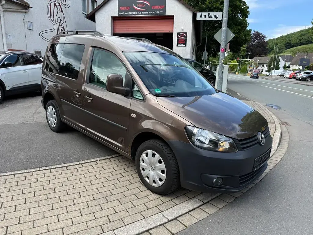 Gebraucht VW Caddy Trendline 86 PS (63 kW) 2011 Toffee/graciosabraun Van / Kleinbus