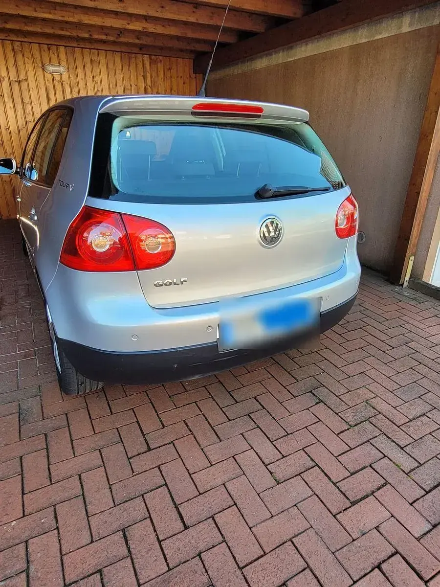 Gebraucht VW Golf V 80 PS (58 kW) 2007 Silber Limousine
