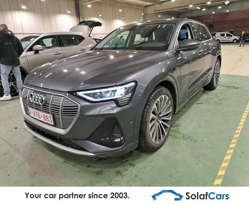 Grau Gebraucht 2021 Audi e-tron S-Line SUV | 23.716 € (Guter Preis) - Bild 1/4