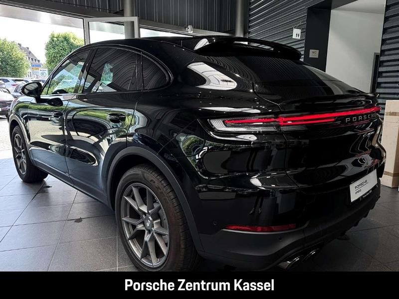 Gebraucht Porsche Cayenne Basis 354 PS (260 kW) 2025 Schwarz SUV