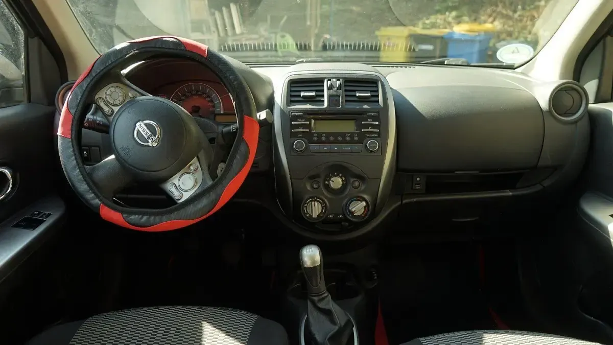 Gebraucht Nissan Micra Visia+ 80 PS (58 kW) 2017 Schwarz Kleinwagen