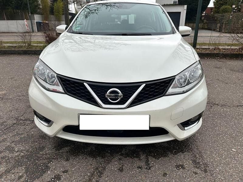 Gebraucht Nissan Pulsar Acenta 116 PS (85 kW) 2016 Weiß Kleinwagen