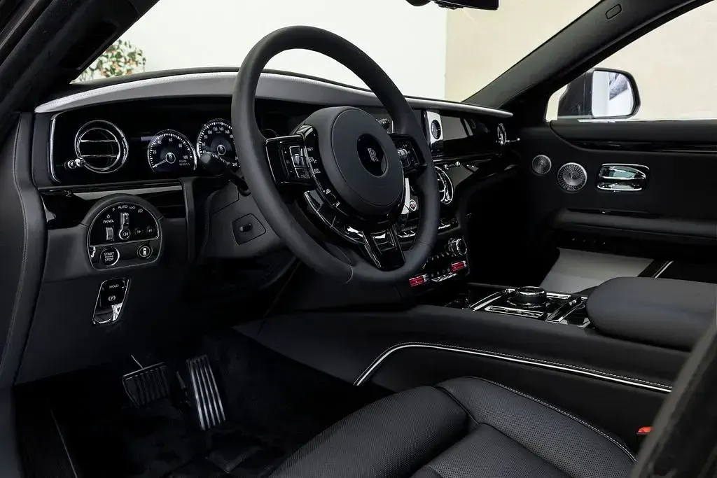 Gebraucht Rolls Royce Ghost 571 PS (419 kW) 2024 Grau Limousine