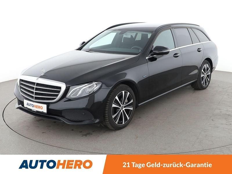 Schwarz Gebraucht 2019 Mercedes E300 Kombi | 24.330 € (Guter Preis) - Bild 1/3