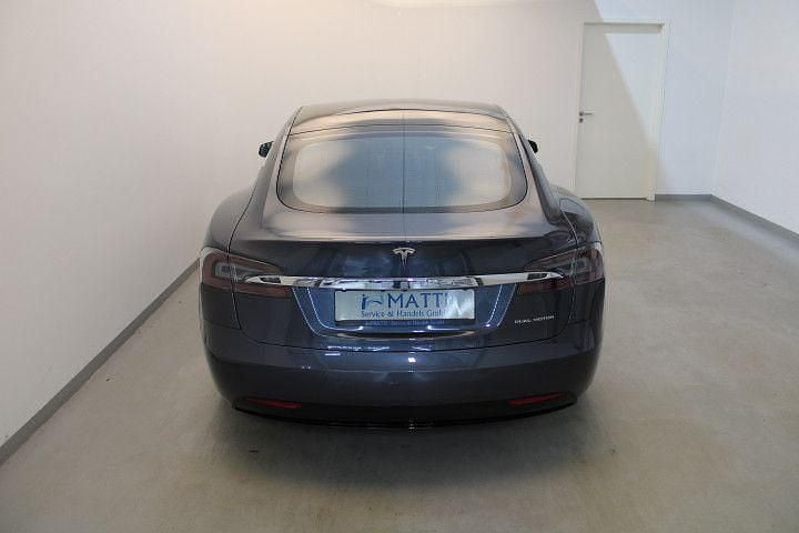 Gebraucht Tesla Model S 413 kW (562 PS) 2020 Grau Kleinwagen