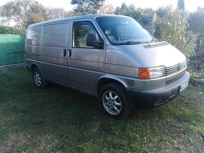 Silber Gebraucht 2000 VW T4 Van | 5.000 € (Superpreis) - Bild 1/4