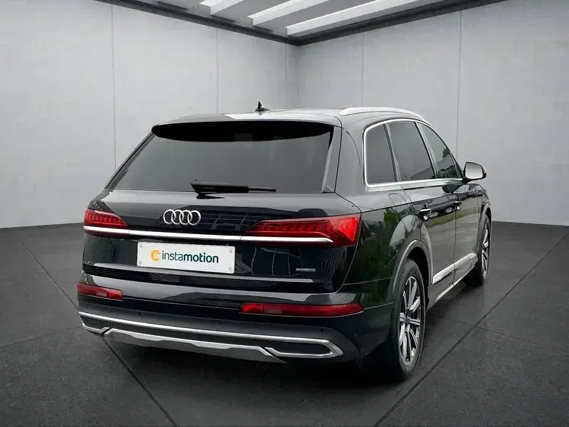 Gebraucht Audi Q7 286 PS (210 kW) 2023 Schwarz SUV