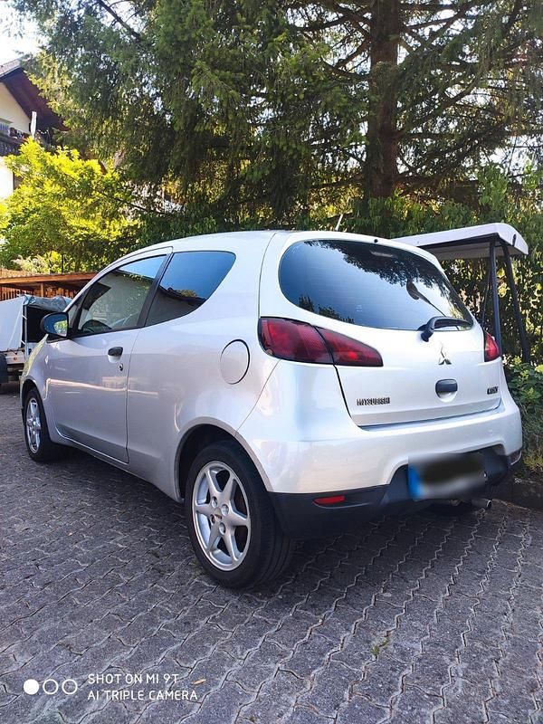 Gebraucht Mitsubishi Colt 2010 Silber Kleinwagen