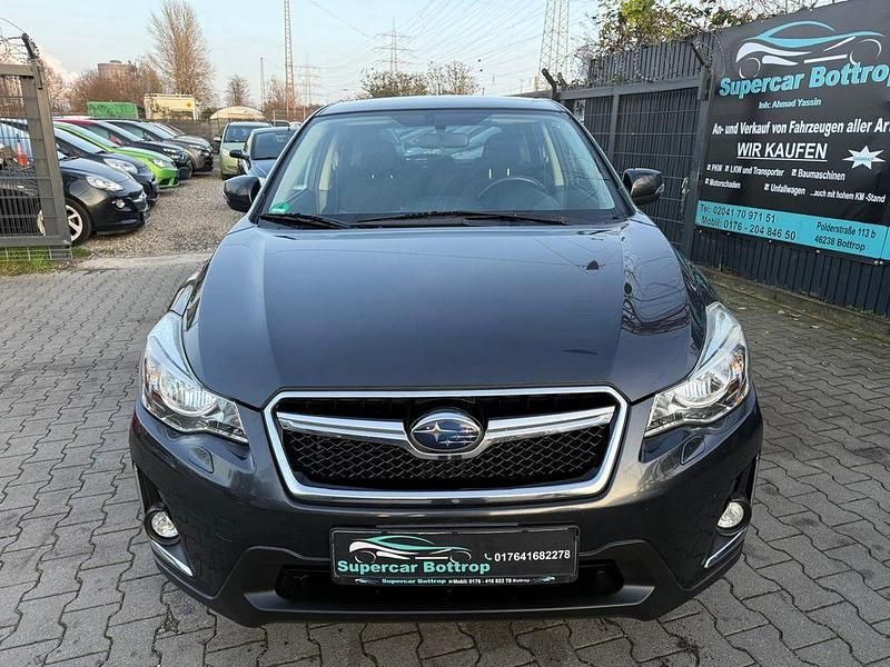 Grau Gebraucht 2016 Subaru XV Comfort SUV | 8.300 € (Fairer Preis) - Bild 1/4
