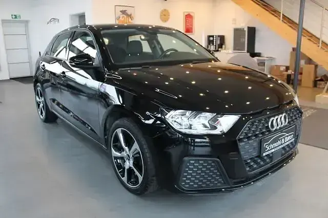 Gebraucht Audi A1 Sportback Advanced Plus 95 PS (69 kW) 2021 Schwarz Kleinwagen