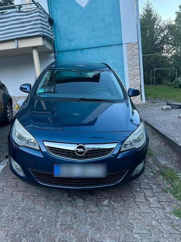 Blau Gebraucht 2011 Opel Astra Kombi | 1.890 € (Superpreis) - Bild 1/4