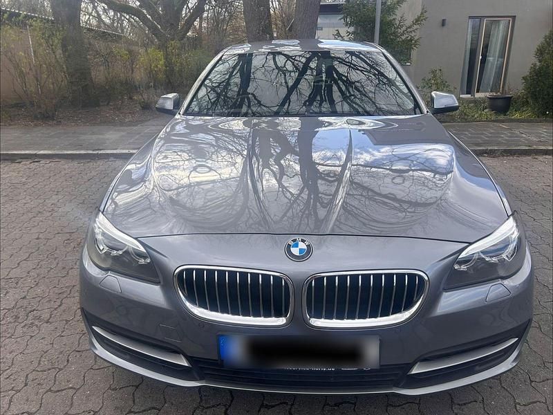 Gebraucht BMW 520 184 PS (135 kW) 2013 Grau Limousine