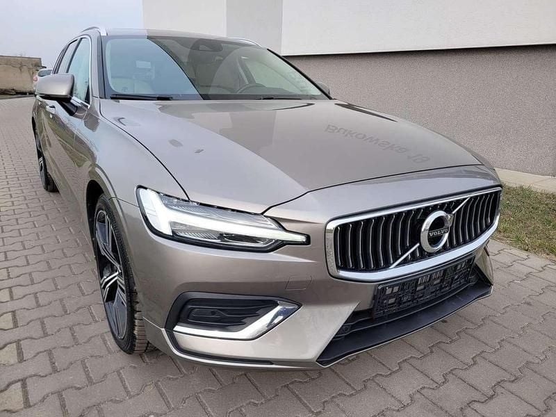 Gebraucht 2018 Volvo V60 Inscription Kombi | 23.990 € (Fairer Preis) - Bild 1/4