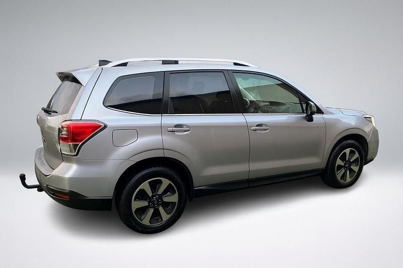 Gebraucht Subaru Forester Exclusive+ 150 PS (110 kW) 2019 Silber SUV