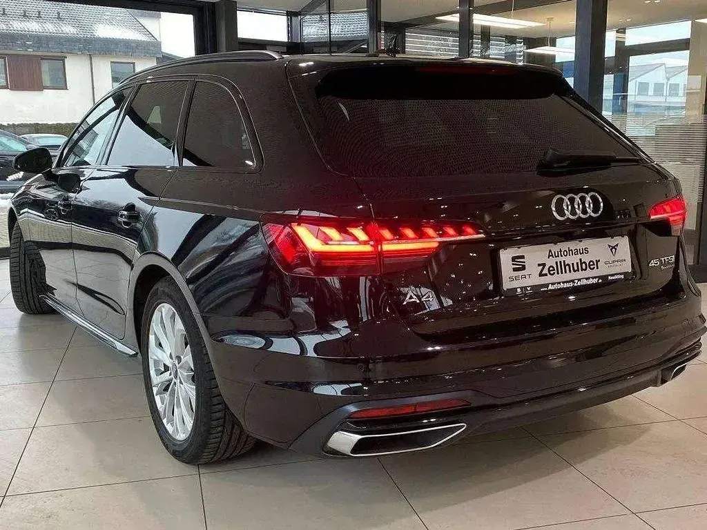 Gebraucht Audi A4 Sport 265 PS (194 kW) 2021 Schwarz Kombi