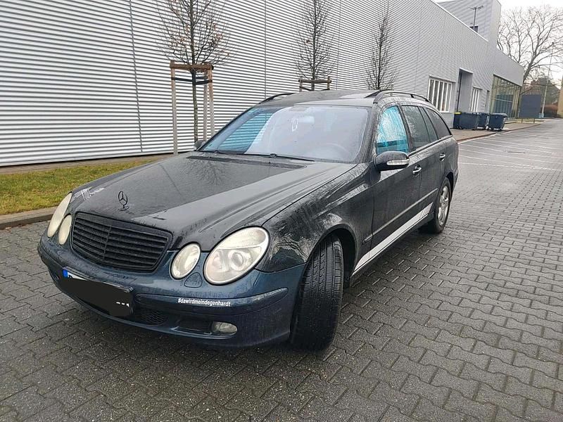 Gebraucht Mercedes E320 Avantgarde 224 PS (164 kW) 2003 Schwarz Kombi