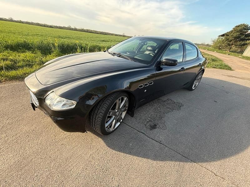 Schwarz Gebraucht 2008 Maserati Quattroporte Limousine | 15.900 € - Bild 1/4