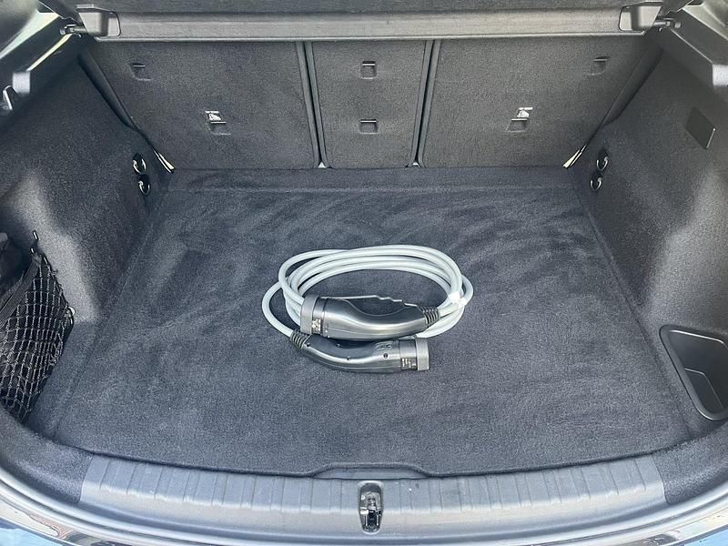 Gebraucht BMW 225 Active Tourer Efficient Dynamics 245 PS (180 kW) 2022 Schwarz Van / Kleinbus