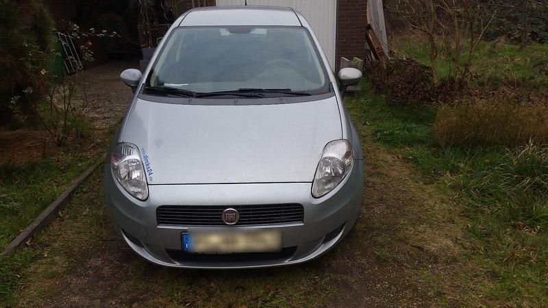Gebraucht 2008 Fiat Punto Limousine | 1.200 € - Bild 1/4