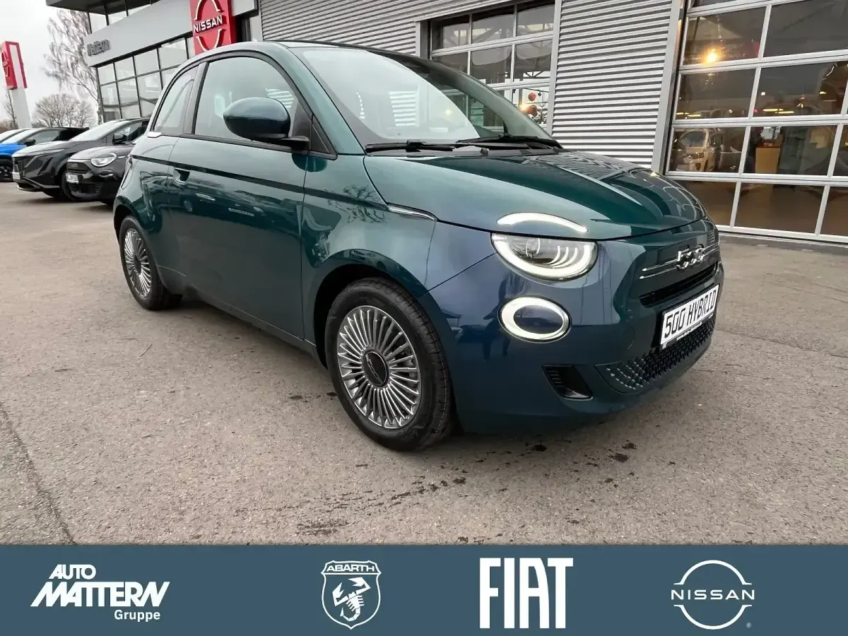 Neu Fiat 500 48 PS (35 kW) 2026 Grün Limousine