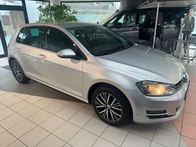 Gebraucht VW Golf VII Allstar 86 PS (63 kW) 2016 Silber Limousine