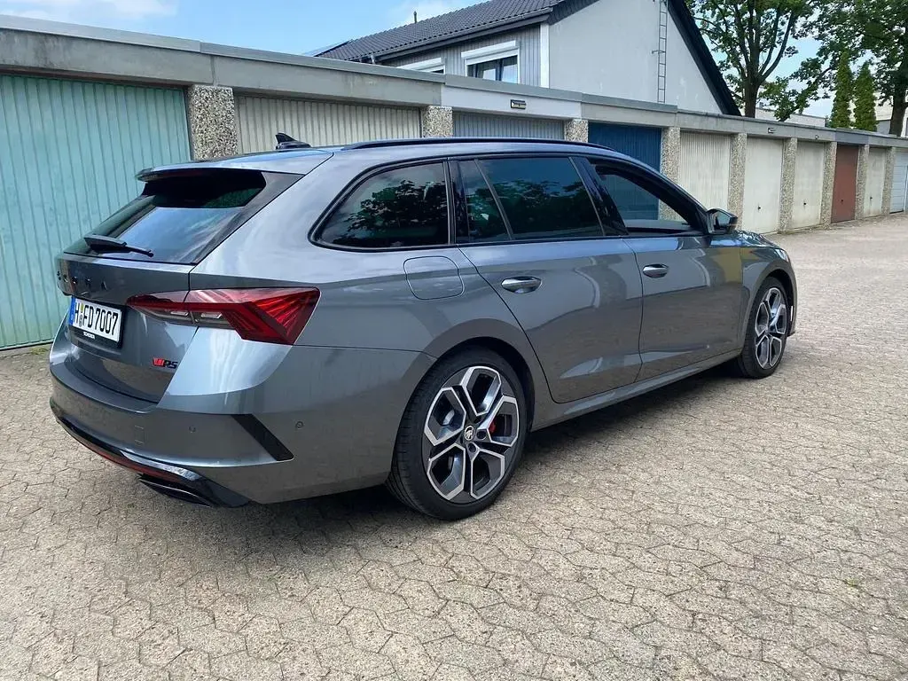 Gebraucht Skoda Octavia RS 245 PS (180 kW) 2024 Grau Limousine