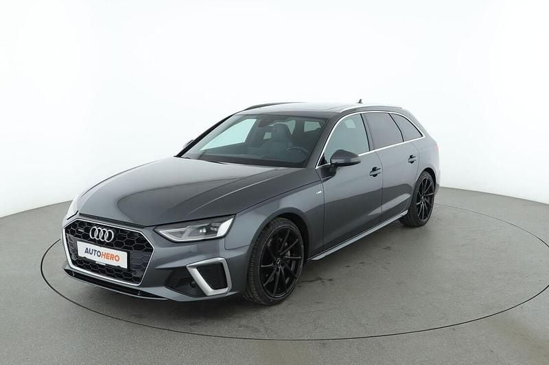 Grau Gebraucht 2021 Audi A4 S-Line Kombi | 29.130 € (Guter Preis) - Bild 1/3