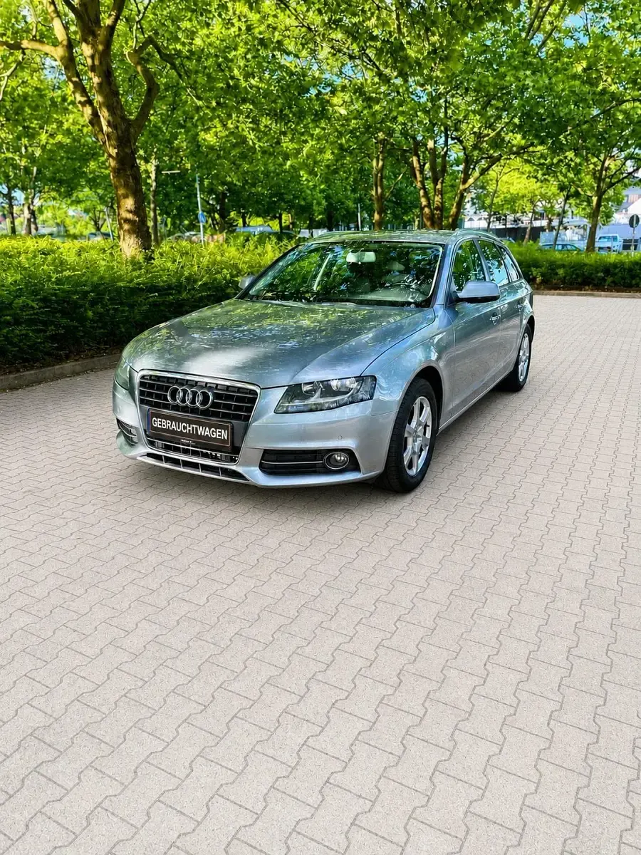 Gebraucht Audi A4 160 PS (117 kW) 2009 Grau Kombi