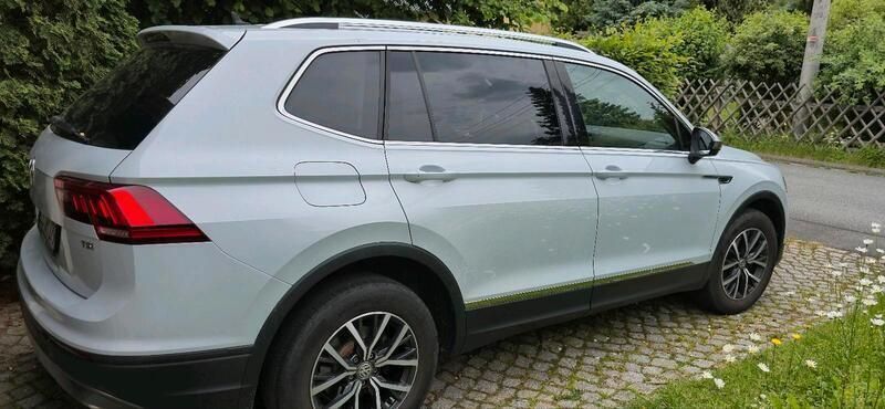 Weiß Gebraucht 2018 VW Tiguan Allspace SUV | 19.000 € - Bild 1/4