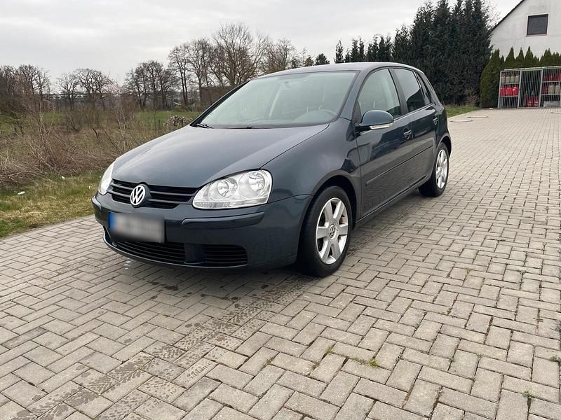 Gebraucht VW Golf V 122 PS (89 kW) 2007 Blau Limousine
