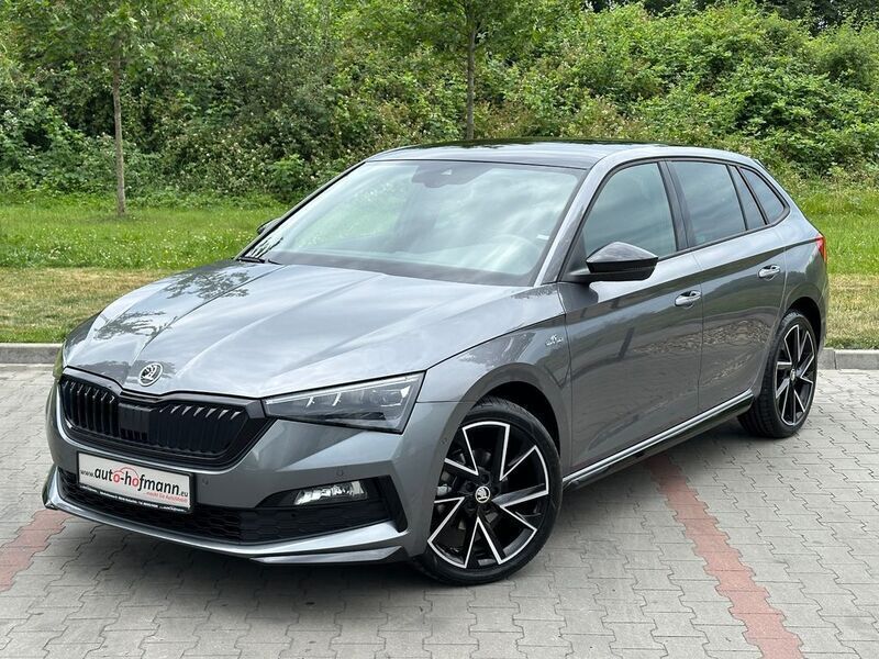 Grau Gebraucht 2023 Skoda Scala Monte Carlo Kleinwagen | 28.390 € (Teuer) - Bild 1/4