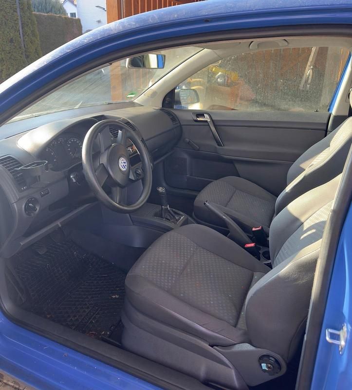 Gebraucht VW Polo 64 PS (47 kW) 2002 Blau Kleinwagen