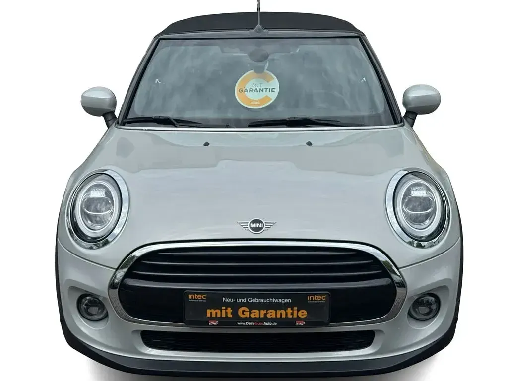 Gebraucht Mini Cooper Cabriolet Chili 136 PS (100 kW) 2021 White silver Cabrio