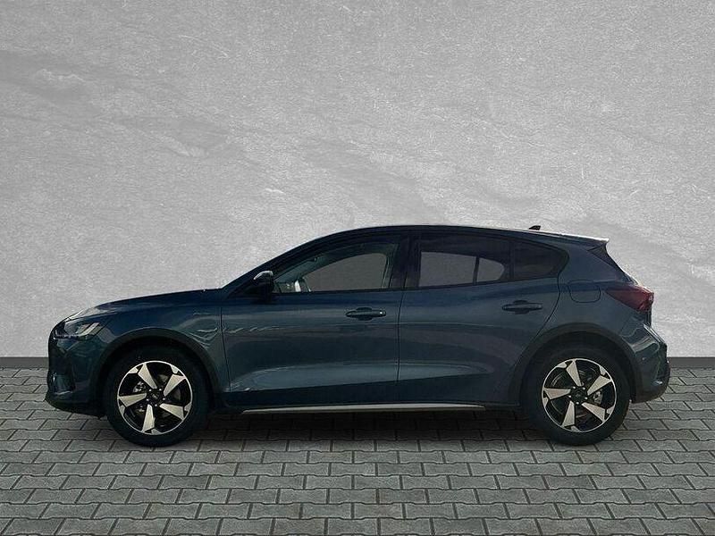 Neu Ford Focus Active X 155 PS (114 kW) 2025 Chrome blue metallic Limousine
