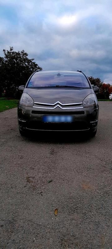 Grau Gebraucht 2009 Citroën Grand C4 Picasso Exclusive Van / Kleinbus | 4.100 € (Fairer Preis) - Bild 1/4