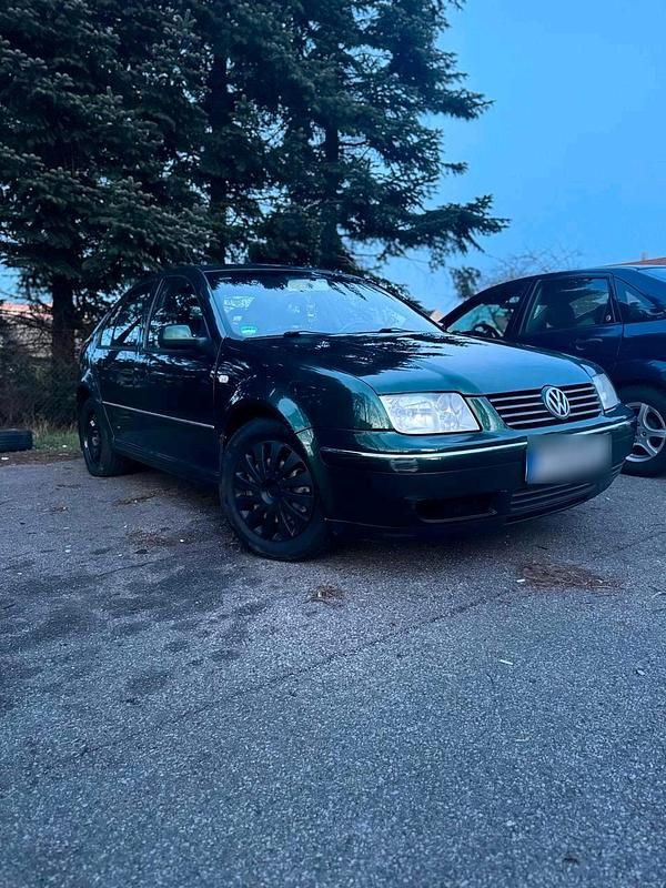 Usata VW Bora 2007 Nero Utilitaria