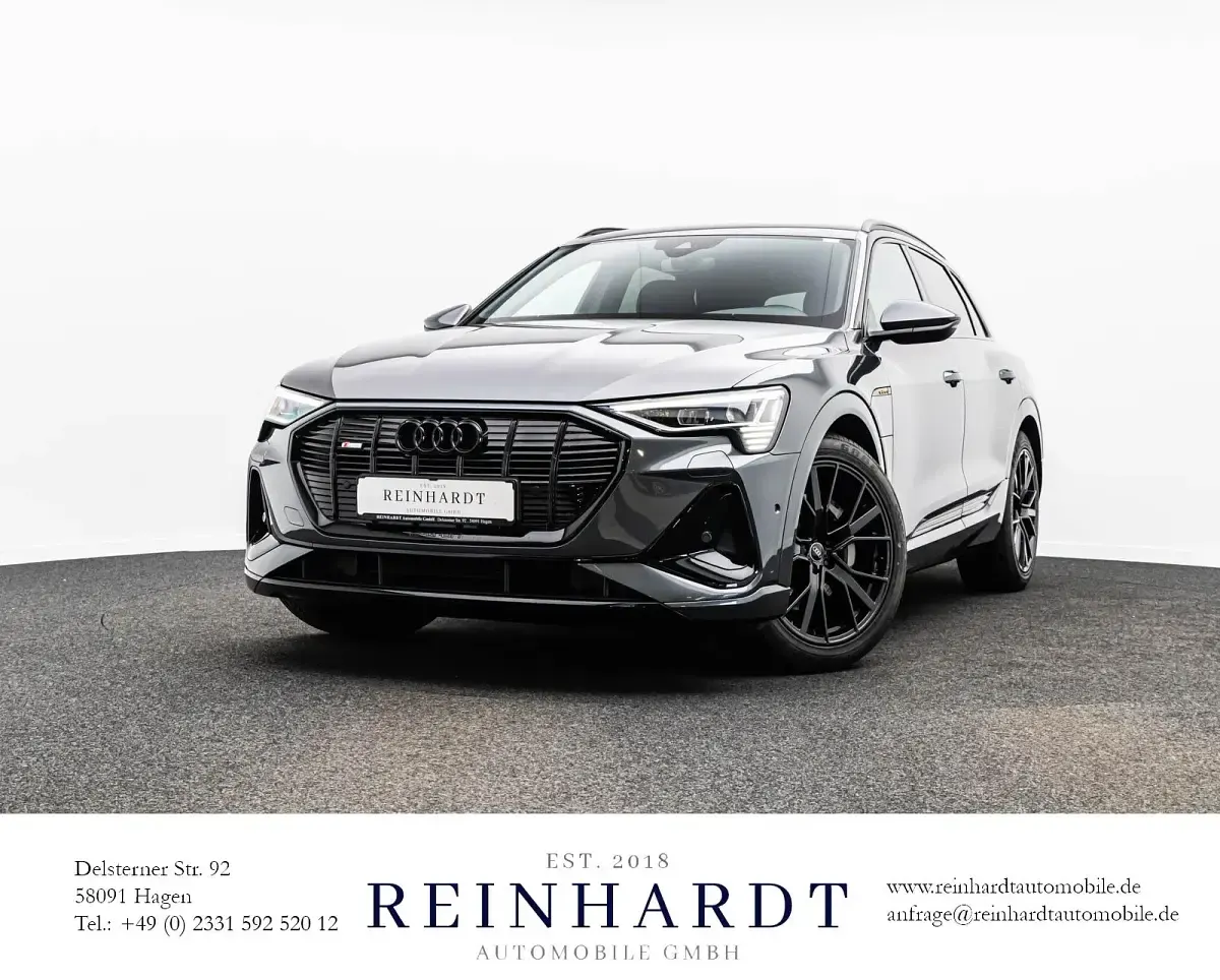 Gebraucht Audi e-tron S-Line 230 kW (313 PS) 2022 Daytonagrau perleffekt SUV