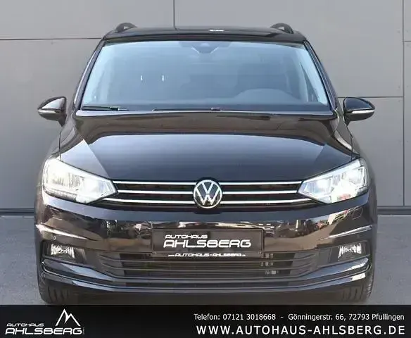 Gebraucht VW Touran Comfortline 150 PS (110 kW) 2024 Schwarz Van / Kleinbus