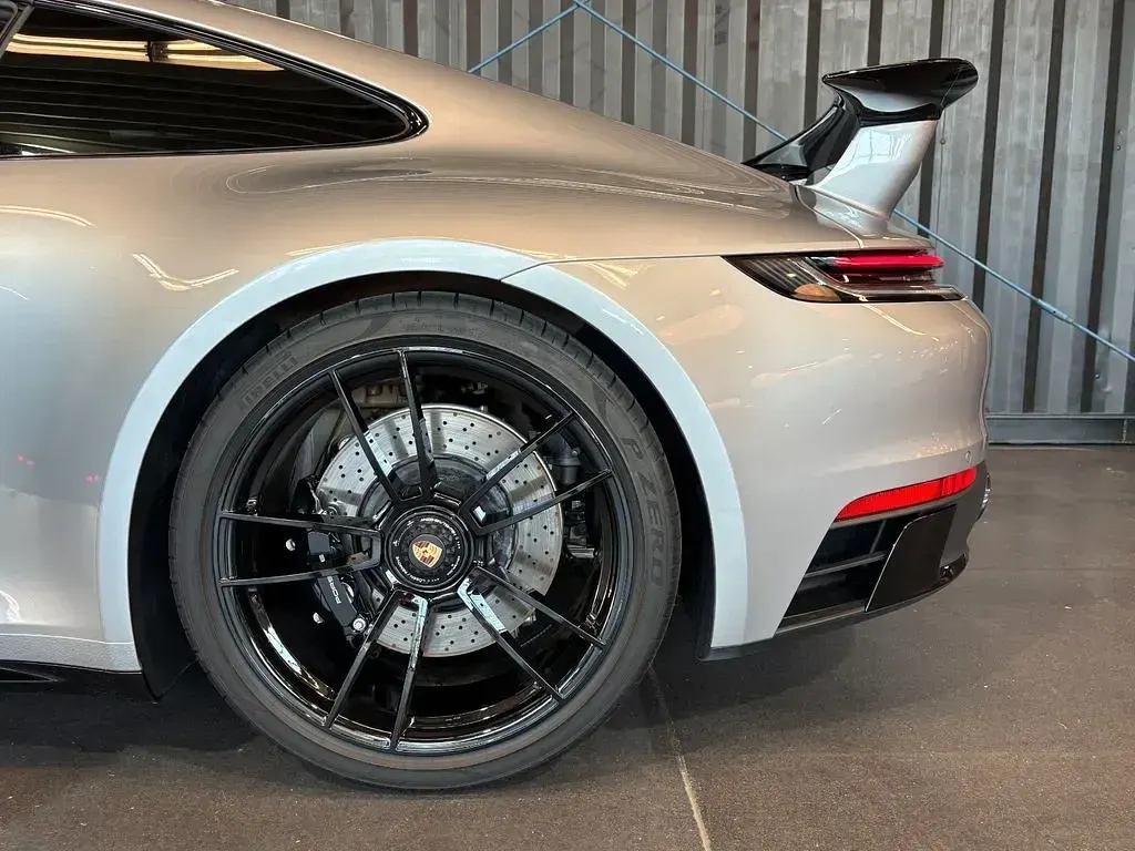 Gebraucht Porsche 911 Carrera GTS 480 PS (353 kW) 2024 Silber