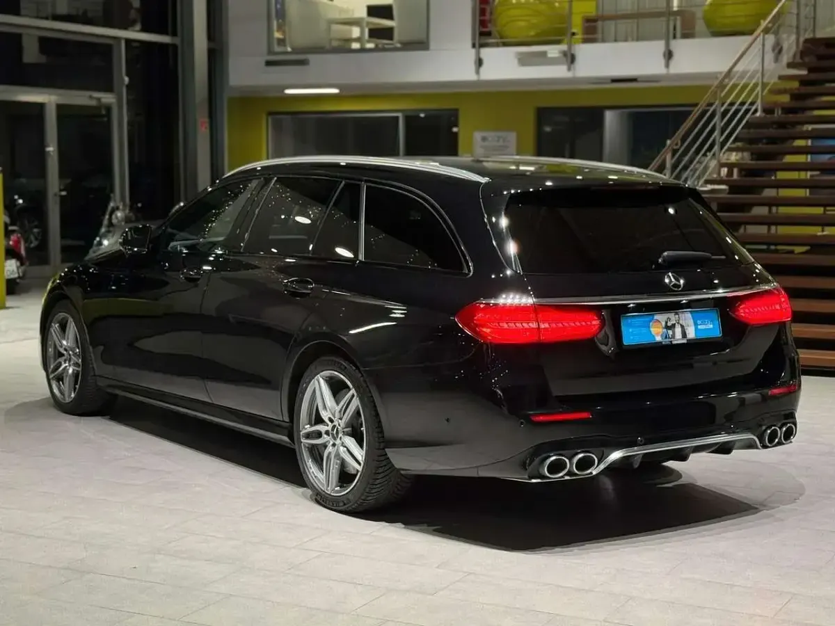 Gebraucht Mercedes E53 AMG AMG 435 PS (319 kW) 2019 Schwarz Limousine