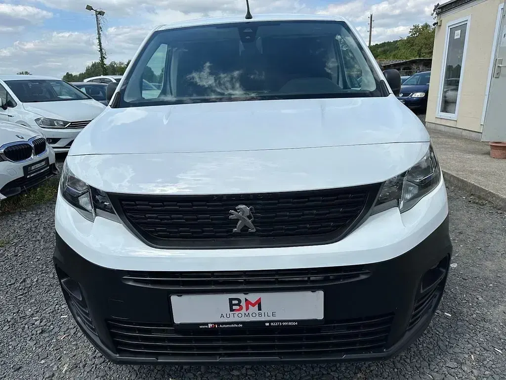 Gebraucht Peugeot Partner Premium 131 PS (96 kW) 2019 Blanc banquise Van / Kleinbus