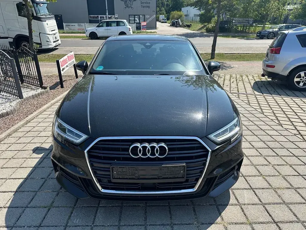 Gebraucht Audi A3 S-Line 150 PS (110 kW) 2020 Schwarz Limousine