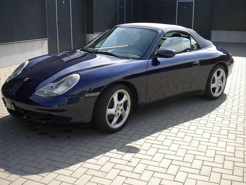 Blau Gebraucht 2001 Porsche 911 Carrera Cabriolet Cabrio | 38.950 € (Fairer Preis) - Bild 1/4
