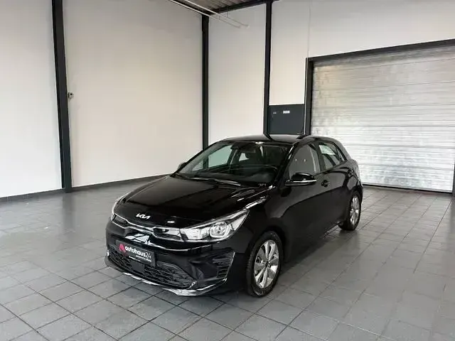 Gebraucht Kia Rio Vision 84 PS (61 kW) 2022 Schwarz Limousine