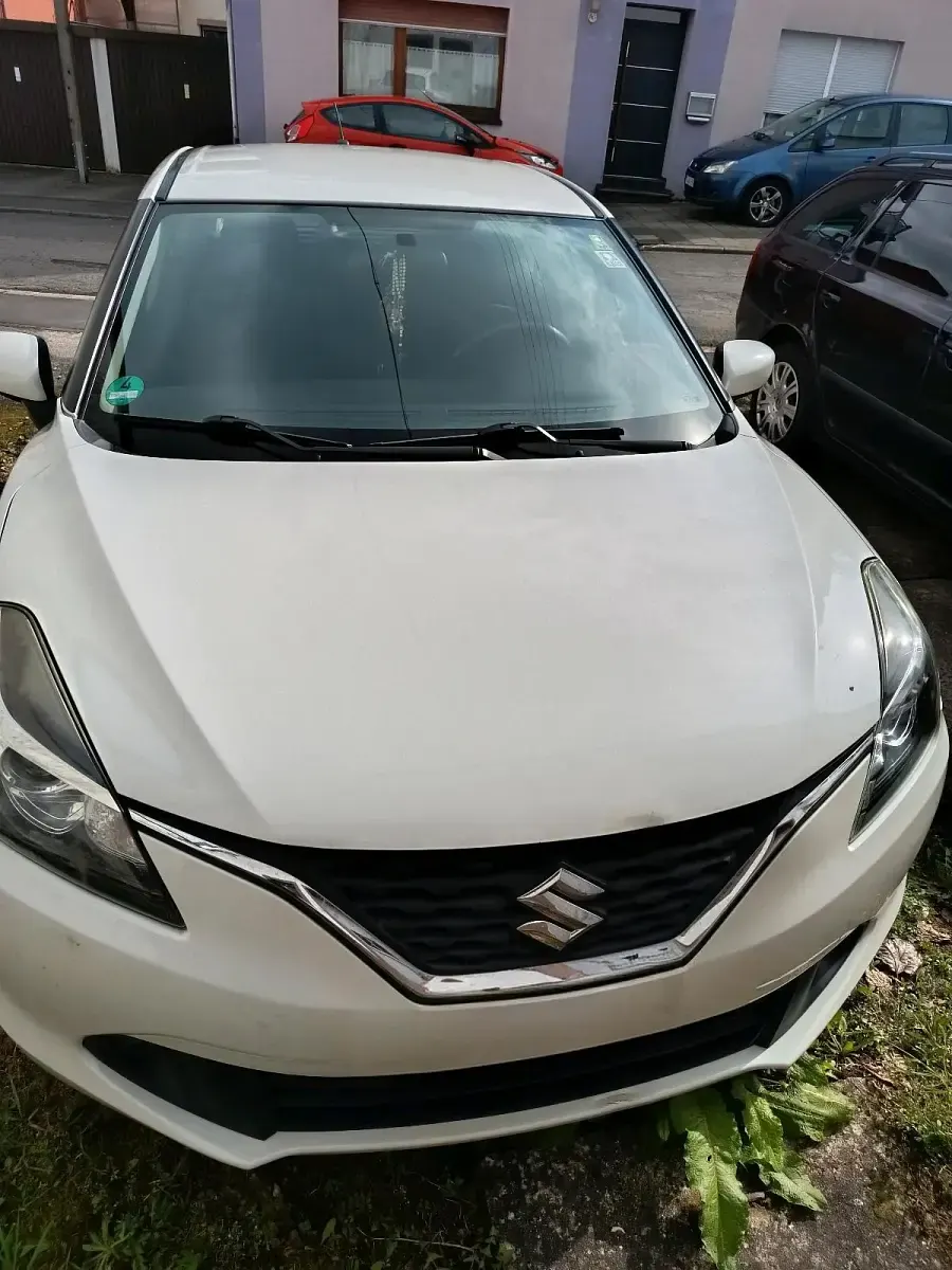 Gebraucht Suzuki Baleno 90 PS (66 kW) 2018 Weiß Kleinwagen