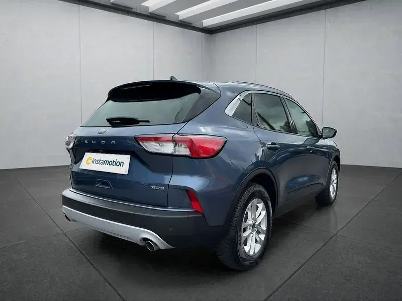 Gebraucht Ford Kuga Titanium 224 PS (164 kW) 2021 Blau SUV